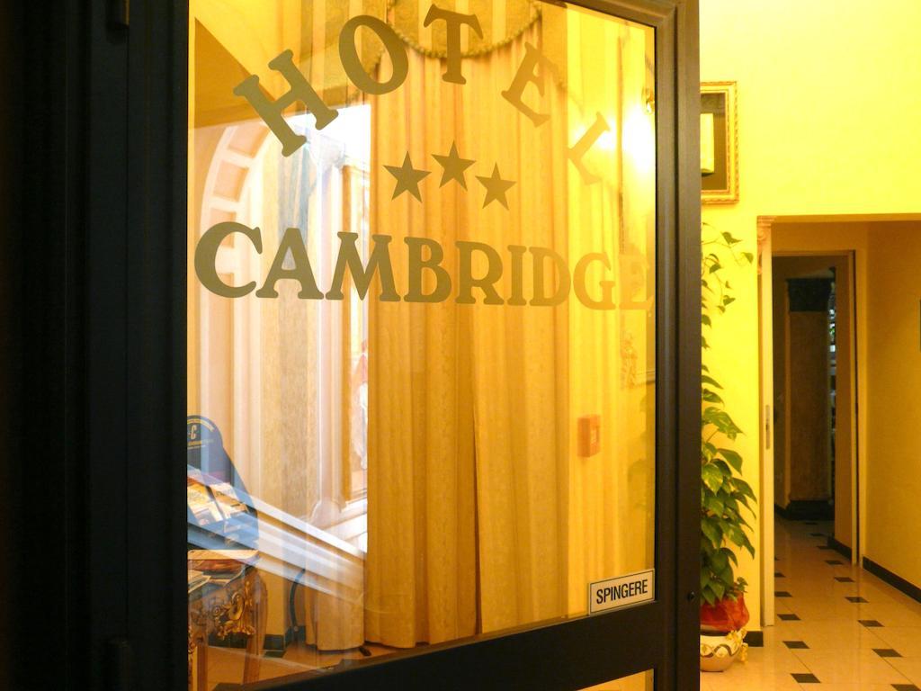 Cambridge Hotel Róma Kültér fotó